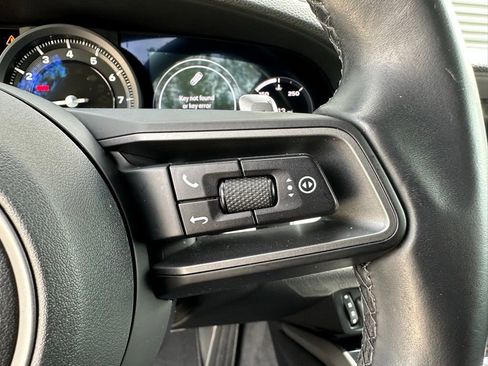 Certified 2022 Porsche 911 Carrera RWD image 24