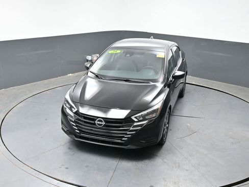 Used 2025 Nissan Versa SV FWD image 43