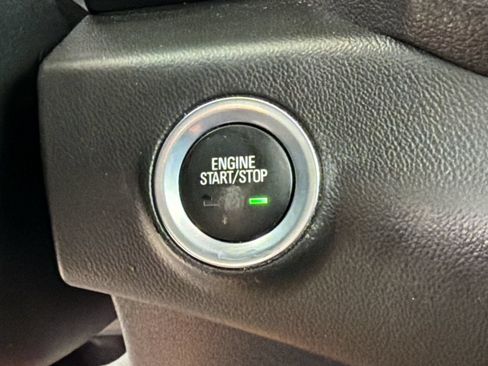 Used 2019 GMC Terrain SLT w/ Preferred Package AWD/4WD image 17