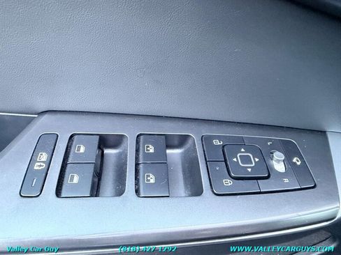 Used 2022 Kia EV6 Wind RWD image 28