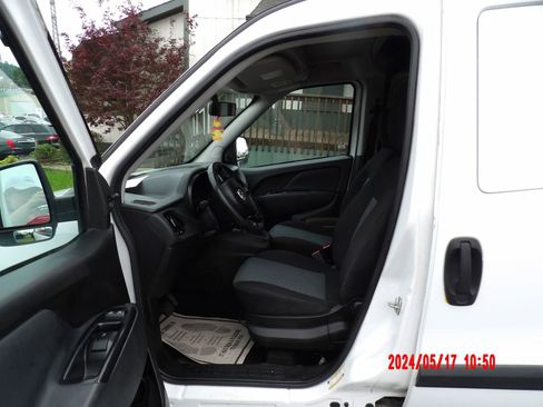 Used 2016 RAM ProMaster City Tradesman FWD image 10