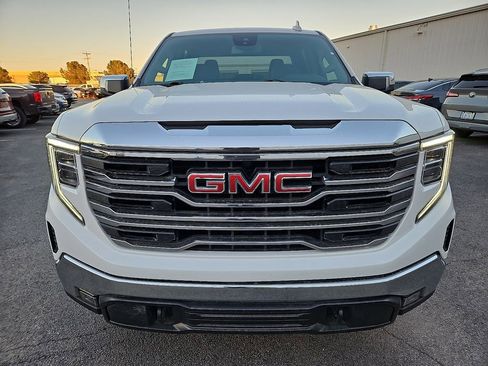 Used 2024 GMC Sierra 1500 SLT image 12
