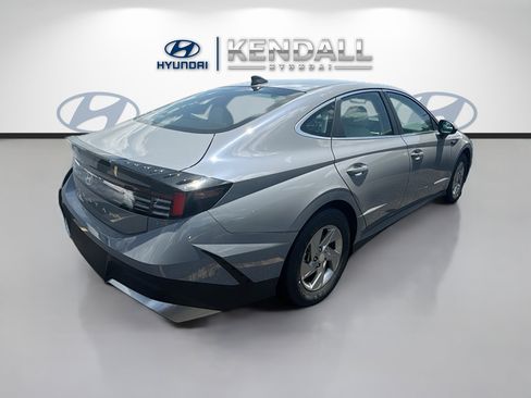 New 2026 Hyundai Sonata SE FWD image 6