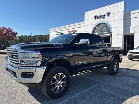Used 2019 RAM 2500 Limited image 1