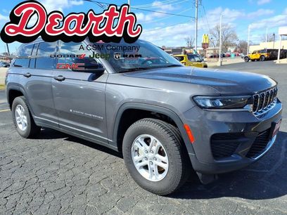 Used 2023 Jeep Grand Cherokee Laredo