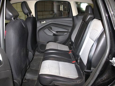 Used 2019 Ford Escape SE AWD/4WD image 6