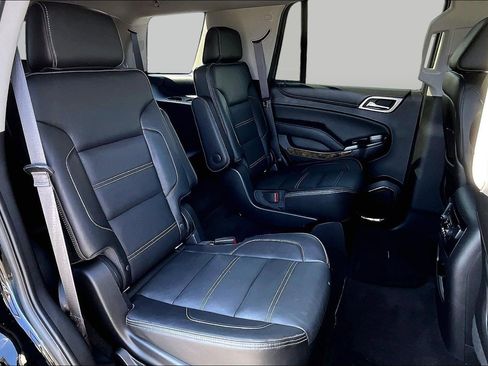 Used 2015 GMC Yukon Denali w/ Premium Package AWD/4WD image 28