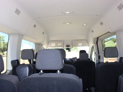 Used 2024 Ford Transit 350 XLT RWD image 12