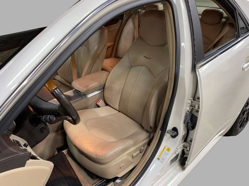 Used 2011 Cadillac CTS Premium image 22