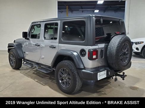 Used 2019 Jeep Wrangler Unlimited Sport AWD/4WD image 12