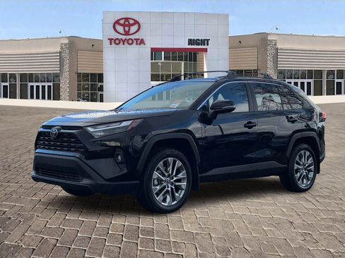 Certified 2023 Toyota RAV4 XLE Premium image 2