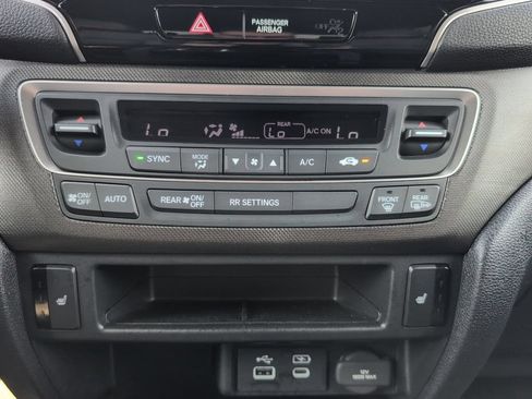 Used 2025 Honda Ridgeline TrailSport image 24