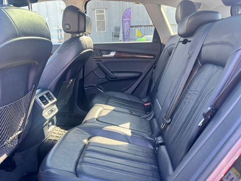 Used 2018 Audi Q5 2.0T Premium AWD/4WD image 32