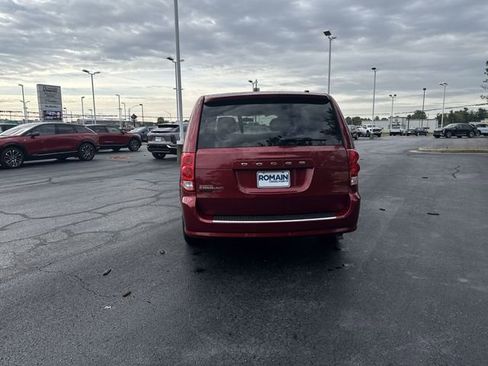 Used 2015 Dodge Grand Caravan SE w/ Quick Order Package 29E SE FWD image 4