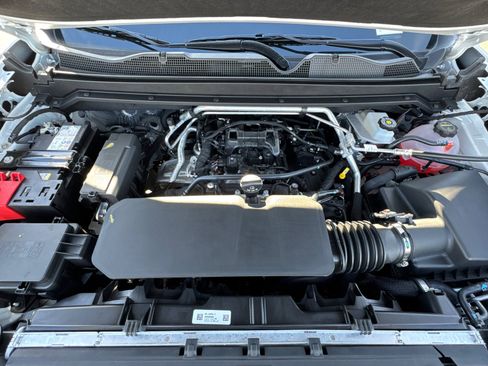 New 2026 GMC Canyon AT4 image 8