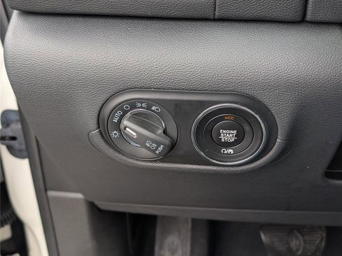 Used 2023 Maserati Levante Modena image 20