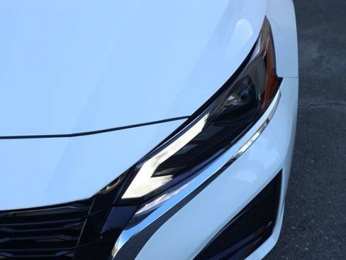 New 2025 Nissan Altima 2.5 S image 10