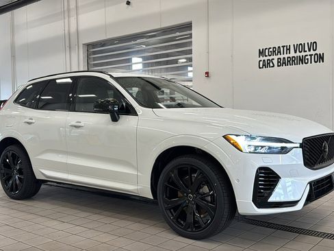New 2026 Volvo XC60 T8 Ultra w/ Climate Package AWD/4WD image 3
