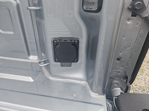 New 2026 GMC Sierra 2500 SLE w/ Preferred Package image 20