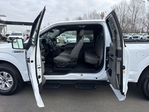 Used 2016 Ford F150 XLT w/ Equipment Group 301A Mid image 14
