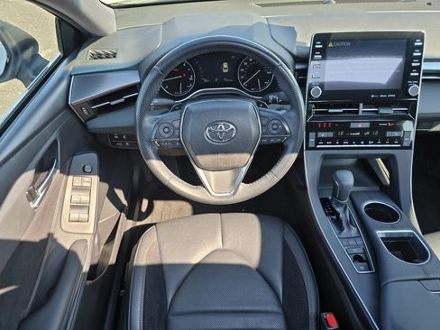 Certified 2019 Toyota Avalon XSE w/ All Weather Liner Package FWD image 23