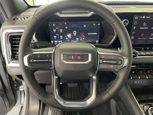 New 2026 GMC Canyon Elevation w/ Convenience Package image 15