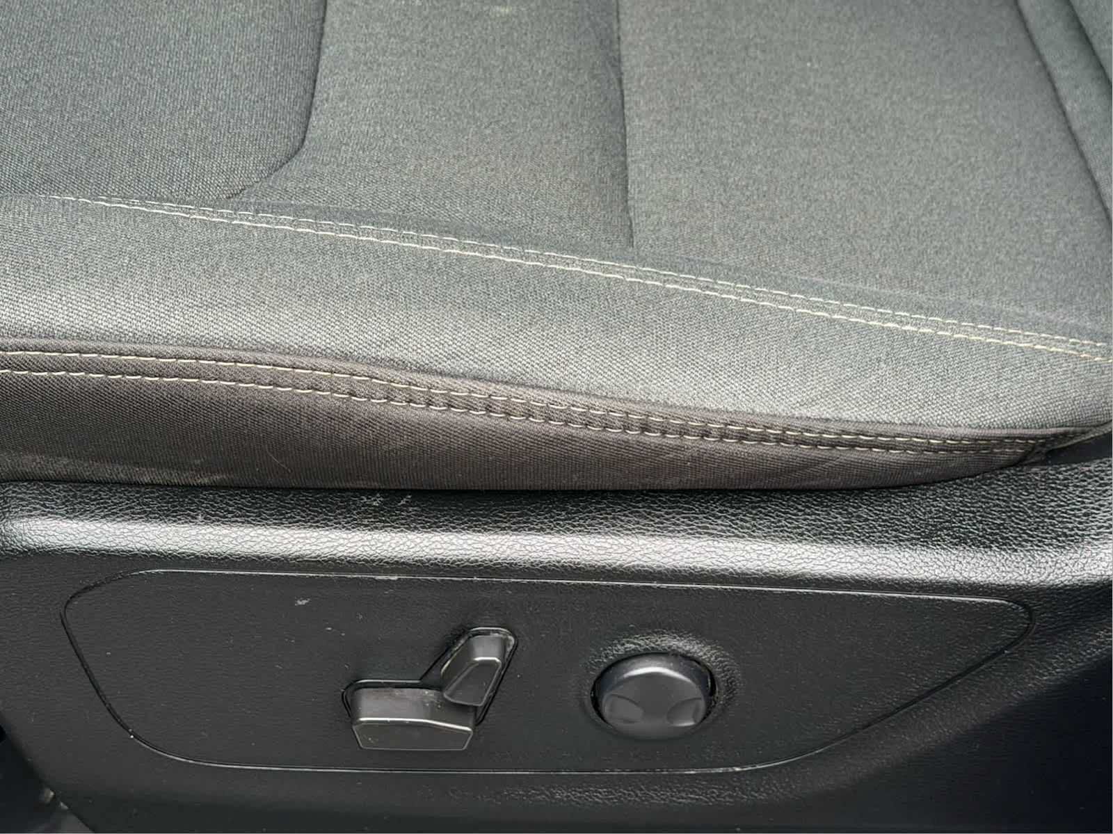 Used 2022 RAM 1500 Big Horn AWD/4WD image 10