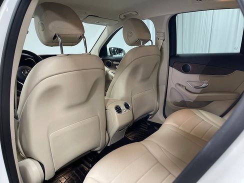 Used 2022 Mercedes-Benz GLC 300 4MATIC image 26