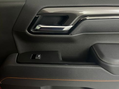 Used 2025 GMC Sierra 1500 AT4 w/ AT4 Premium Package image 75