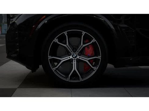 New 2026 BMW X5 xDrive50e image 7