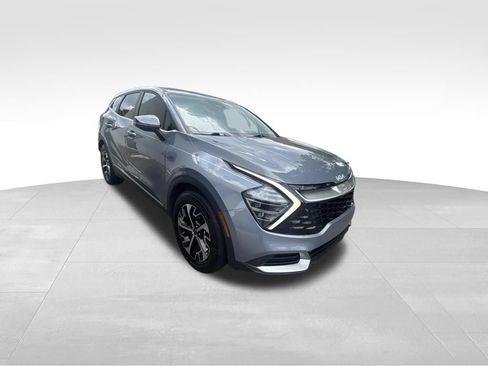 Certified 2024 Kia Sportage EX FWD image 11