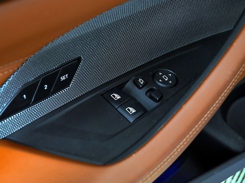 Used 2022 BMW M4 Coupe w/ Executive Package RWD image 17