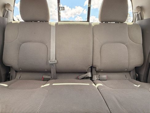 Used 2014 Nissan Frontier SV w/ SV Value Truck Package AWD/4WD image 22