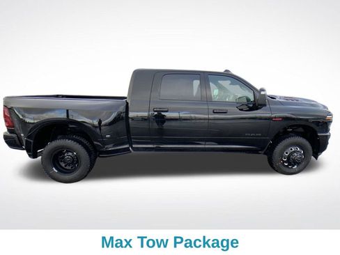 New 2026 RAM 3500 Laramie w/ Night Edition AWD/4WD image 7