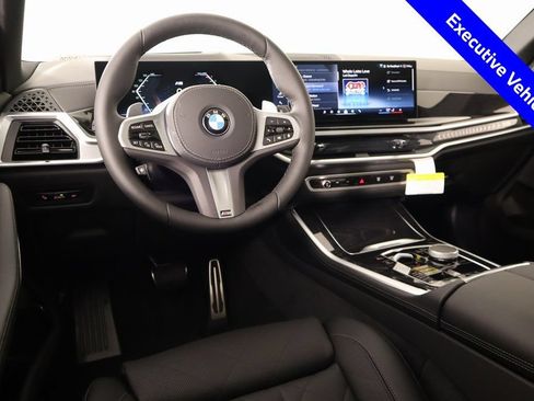 New 2026 BMW X5 xDrive40i w/ M Sport Package AWD/4WD image 2