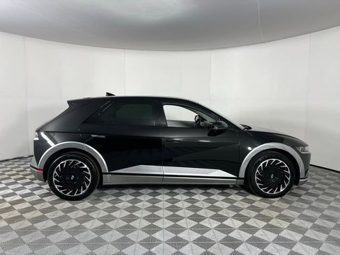 Used 2024 Hyundai Ioniq 5 Limited image 5