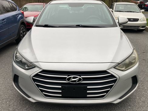 Used 2018 Hyundai Elantra SEL image 2
