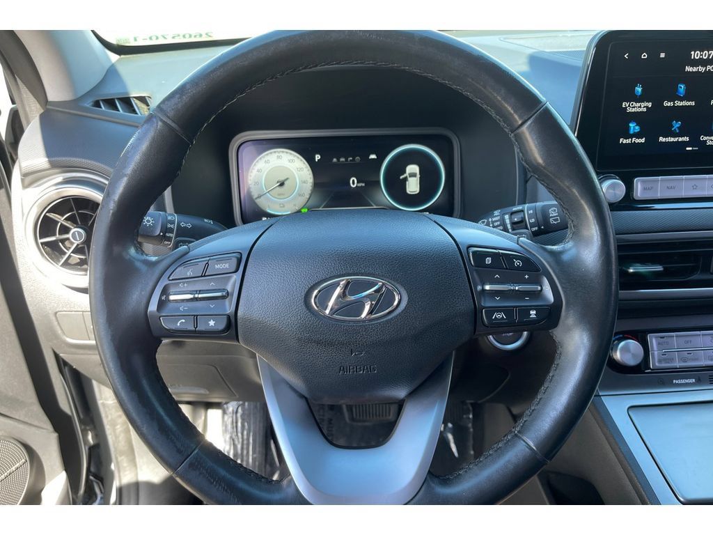 Used 2023 Hyundai Kona Limited FWD image 36