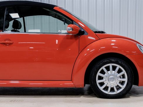 Used 2004 Volkswagen Beetle GLS image 23