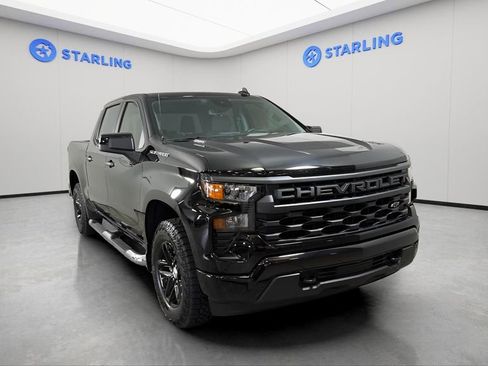 Certified 2025 Chevrolet Silverado 1500 Custom RWD image 14