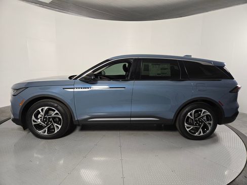 New 2026 Lincoln Nautilus Premier w/ Equipment Group 102A image 8