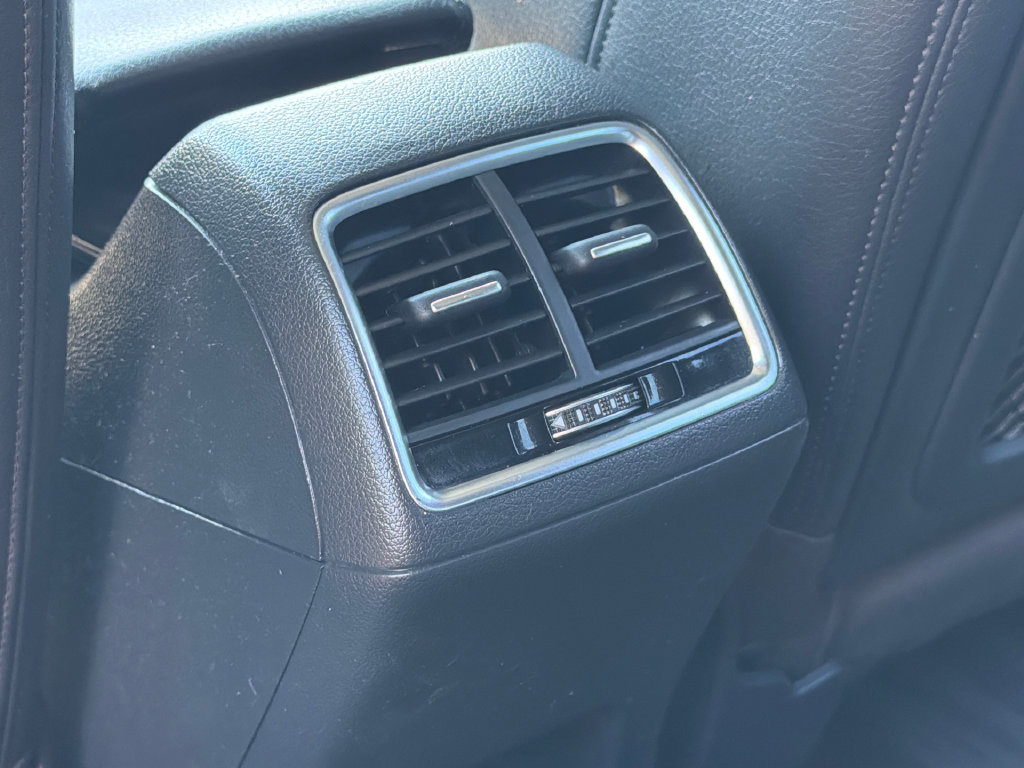 Used 2018 Audi Q3 2.0T Premium Plus w/ Premium Plus Package FWD image 19