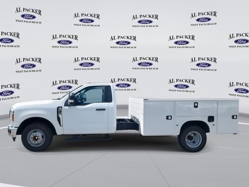 New 2025 Ford F350 XL w/ XL Chrome Package image 2