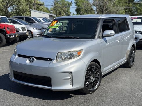 Used 2014 Scion xB Release Series 10.0 4dr Wagon image 2