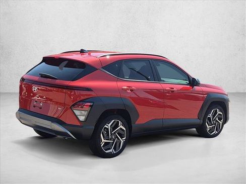 Used 2026 Hyundai Kona SEL Premium FWD image 5