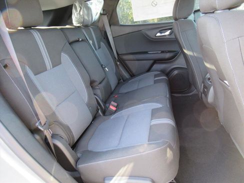New 2025 Chevrolet Blazer LT FWD image 26