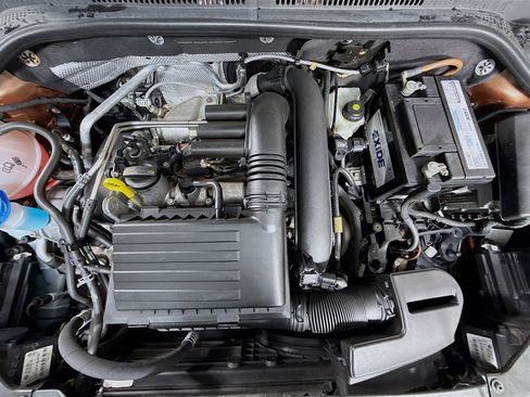 Used 2017 Volkswagen Jetta S image 37