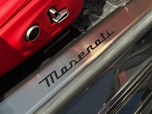 Used 2024 Maserati GranCabrio Trofeo AWD/4WD image 39