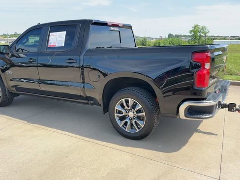 Used 2025 Chevrolet Silverado 1500 LT AWD/4WD image 5