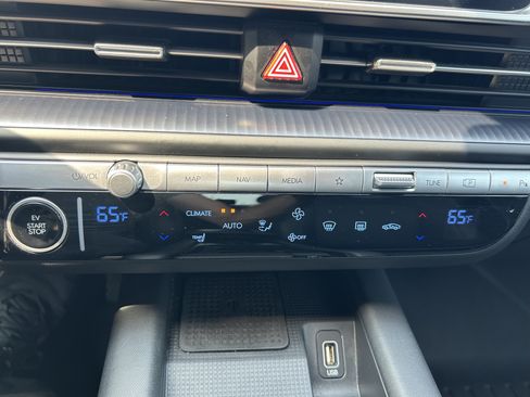 Used 2023 Hyundai Ioniq 6 SEL AWD/4WD image 28